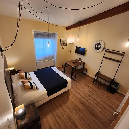 Les Du Valois, Centre Hotel Cognac